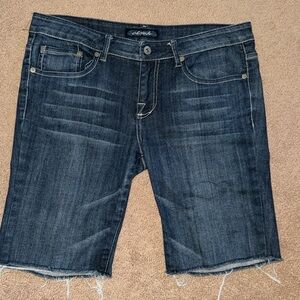 Clash cut off Jean shorts